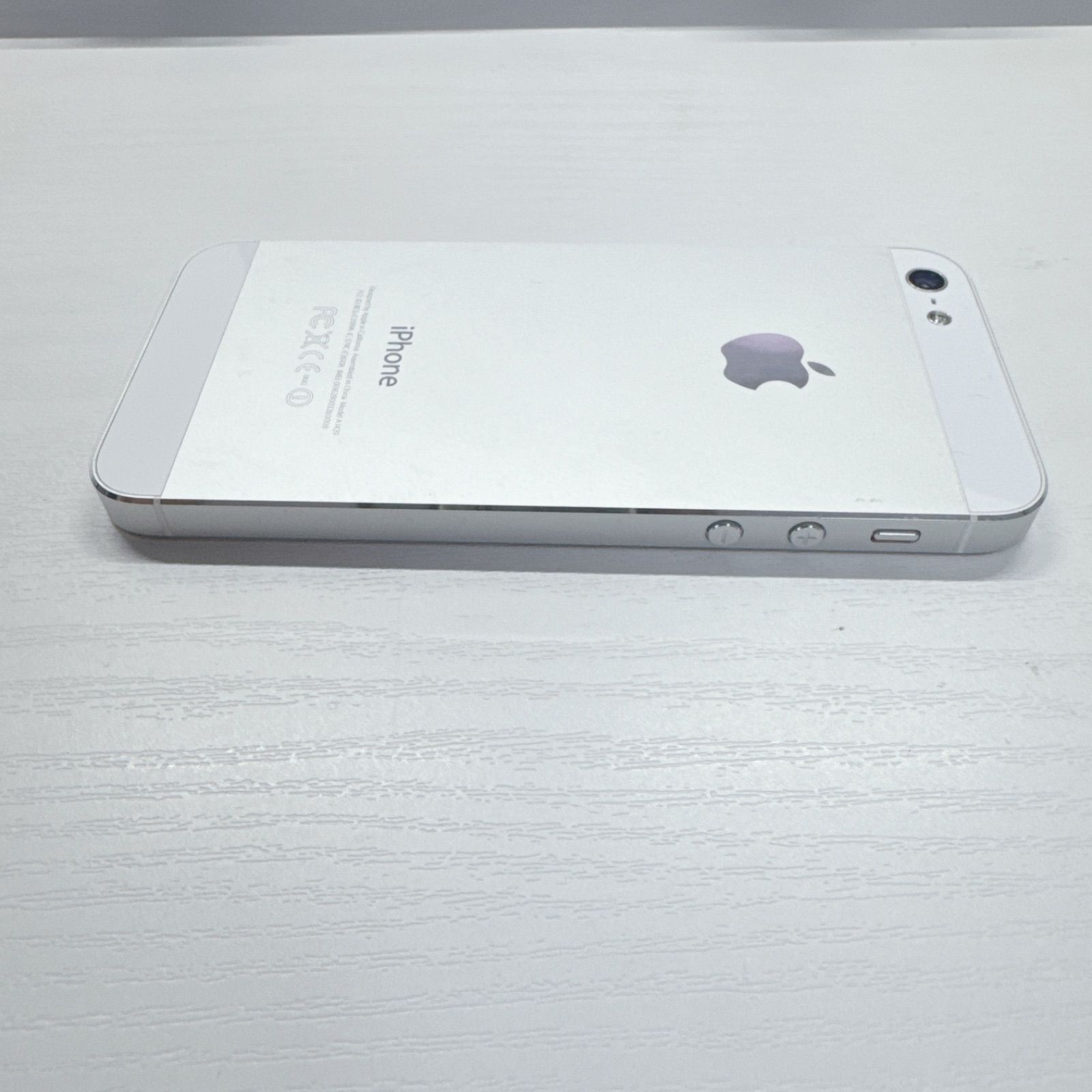 iPhone 5s 32GB シルバー 中古品 - メルカリ
