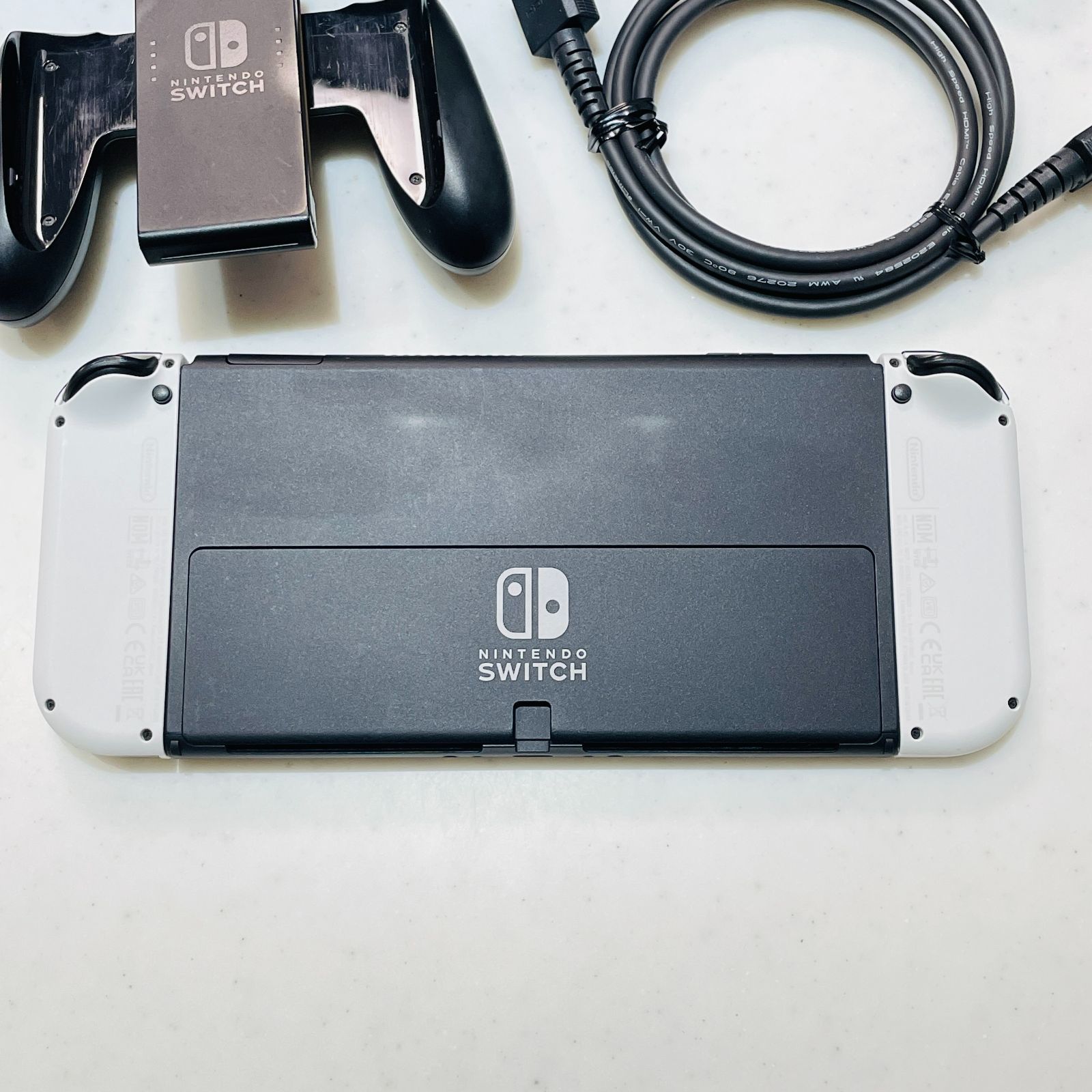 2024年製 任天堂スイッチ 有機ELモデル ホワイト 美品 動作確認済み