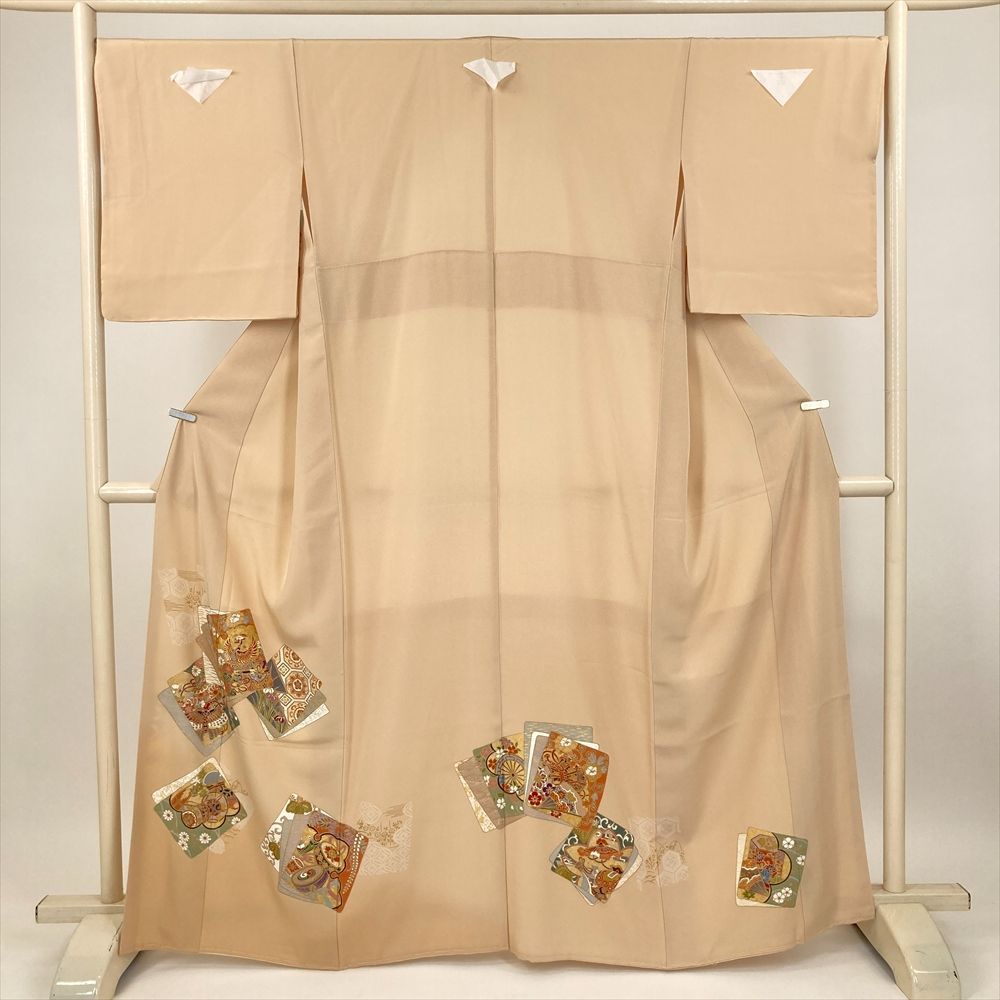 たんす屋 TANSU-YA 着物 リユース着物 色留袖 ベージュ フォーマル 色紙紋 鳳凰 鼓 扇子 四季花 金駒刺繍 袷 絹 洗い済 【身丈】159cm【裄丈】68.5cm 7650004262190