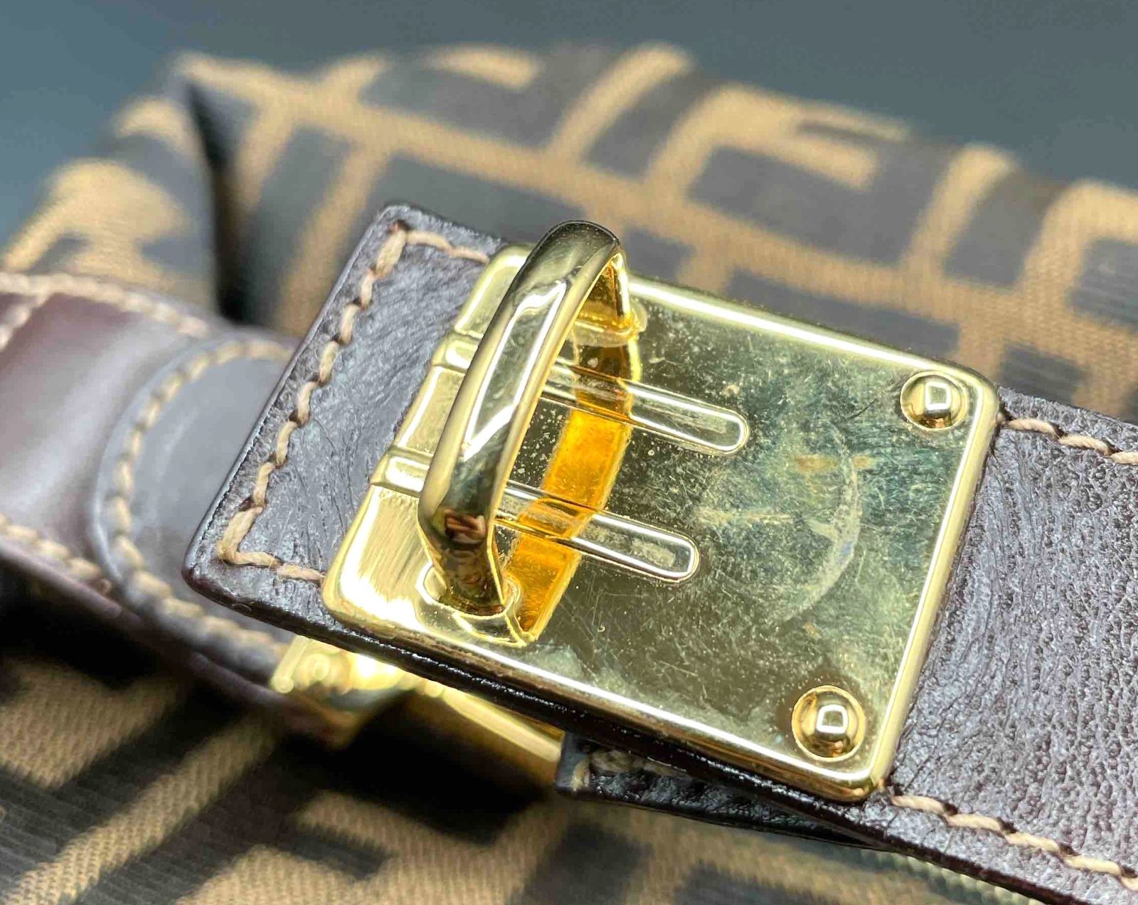 ✨希少✨FENDI バニティバッグ ズッカ柄 ゴールド金具 アクセサリーポーチ 希少】 フェンディ ズッカ バニティ ハンドバッグ ポーチ ゴールド金具