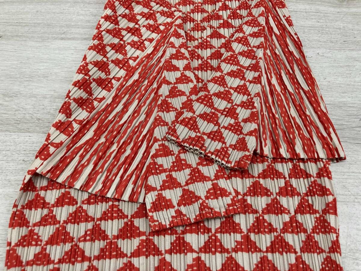 夏 ISSEY MIYAKE イッセイ ミヤケ PLEATS PLEASE プリーツ 半袖