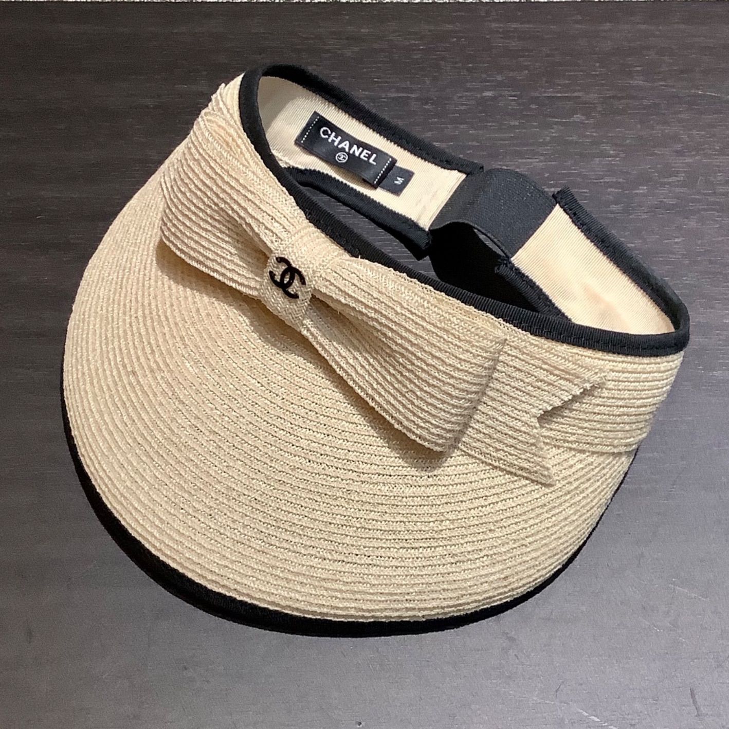 シャネル CHANEL 21SS ココマーク リボン ストロー サンバイザー 帽子 ベージュ 黒 ブラック [M] F544/T200 67,099円