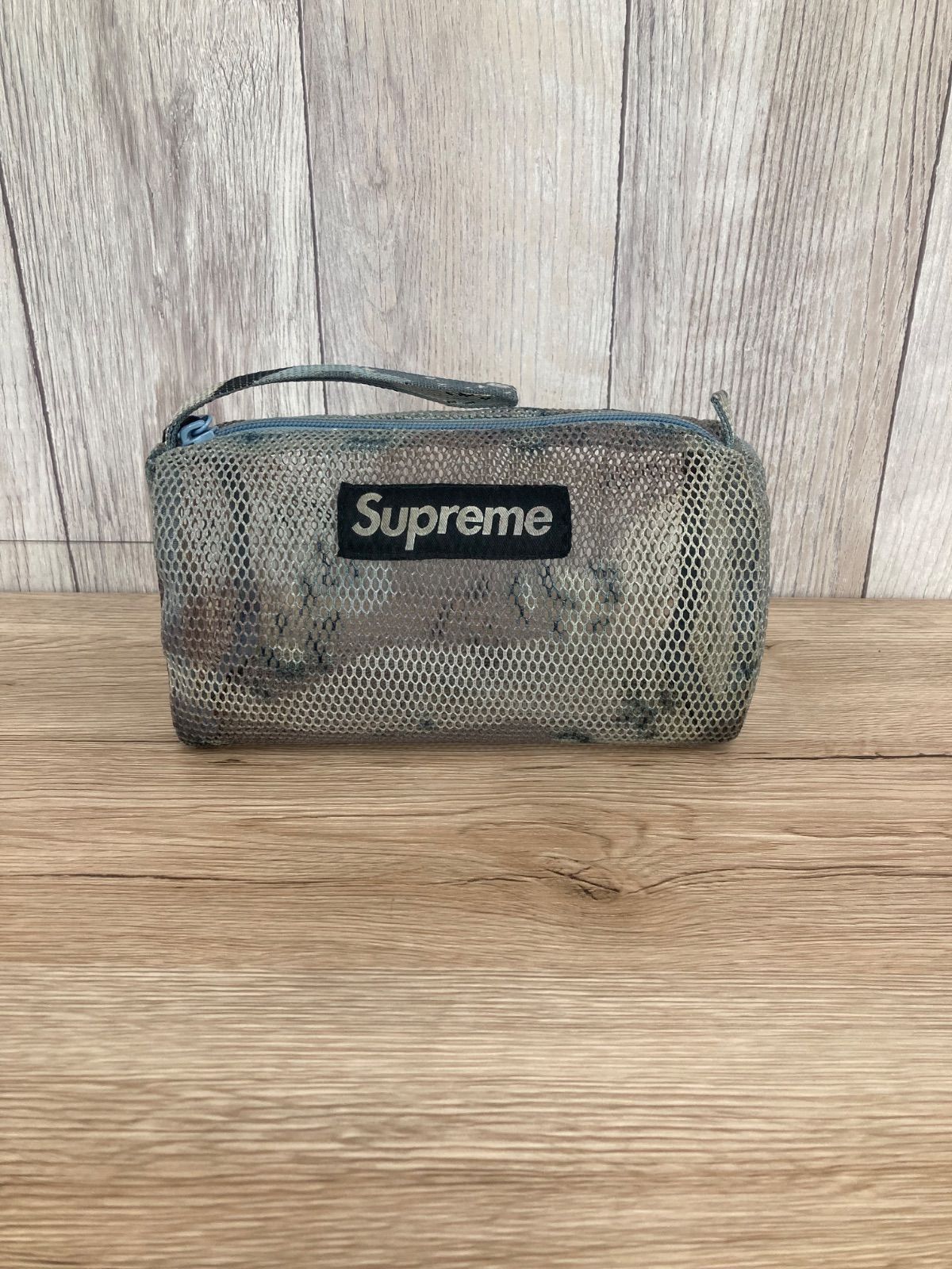 supreme☆メッシュポーチ Supreme シュプリーム メッシュポーチ 平塚店 衣料品 ㊴ - メルカリ