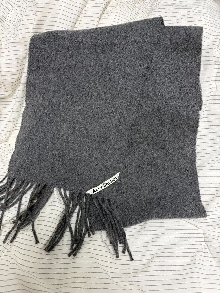 Acne Studios マフラー グレー