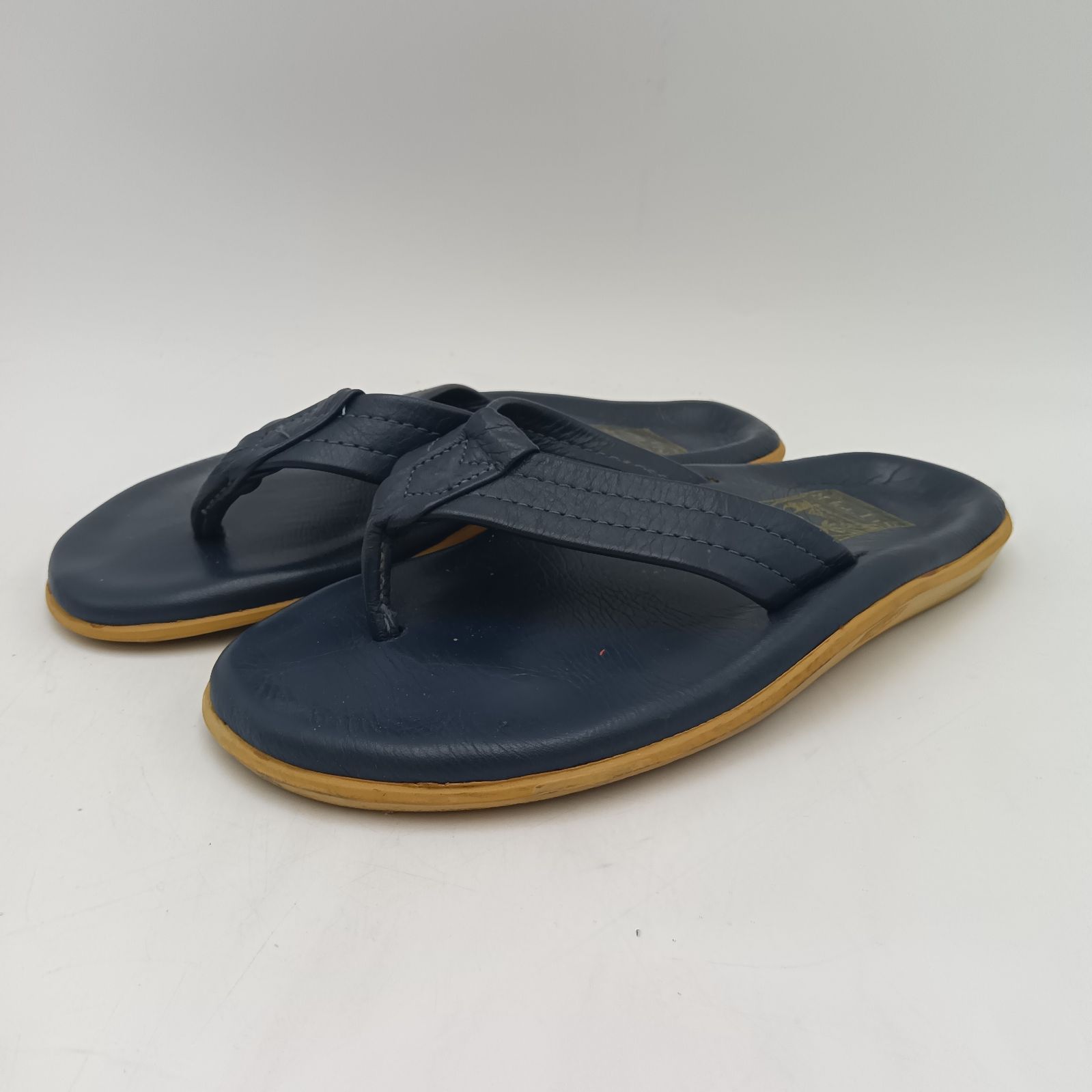 【美品】 SLIPPER トングサンダル 本革 オールネイビー 8 ISLAND SLIPPER アイランドスリッパ レザートングサンダル レディース