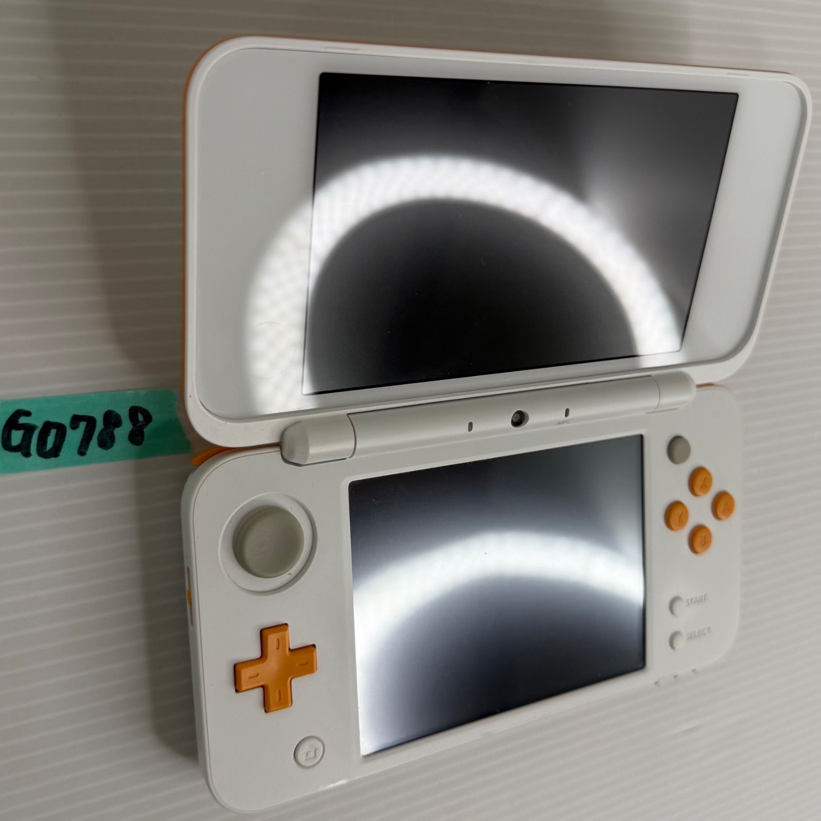 G0788】Newニンテンドー2DS LL ホワイト×オレンジ - メルカリ