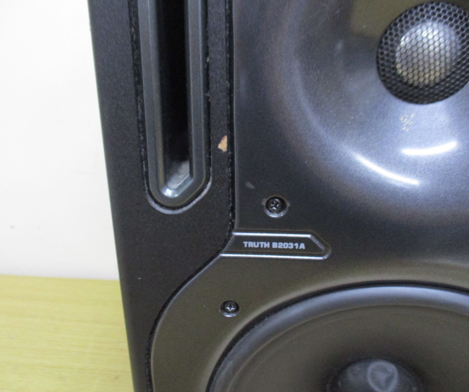 B241 BEHRINGER TRUTH B2031A スピーカー - メルカリ