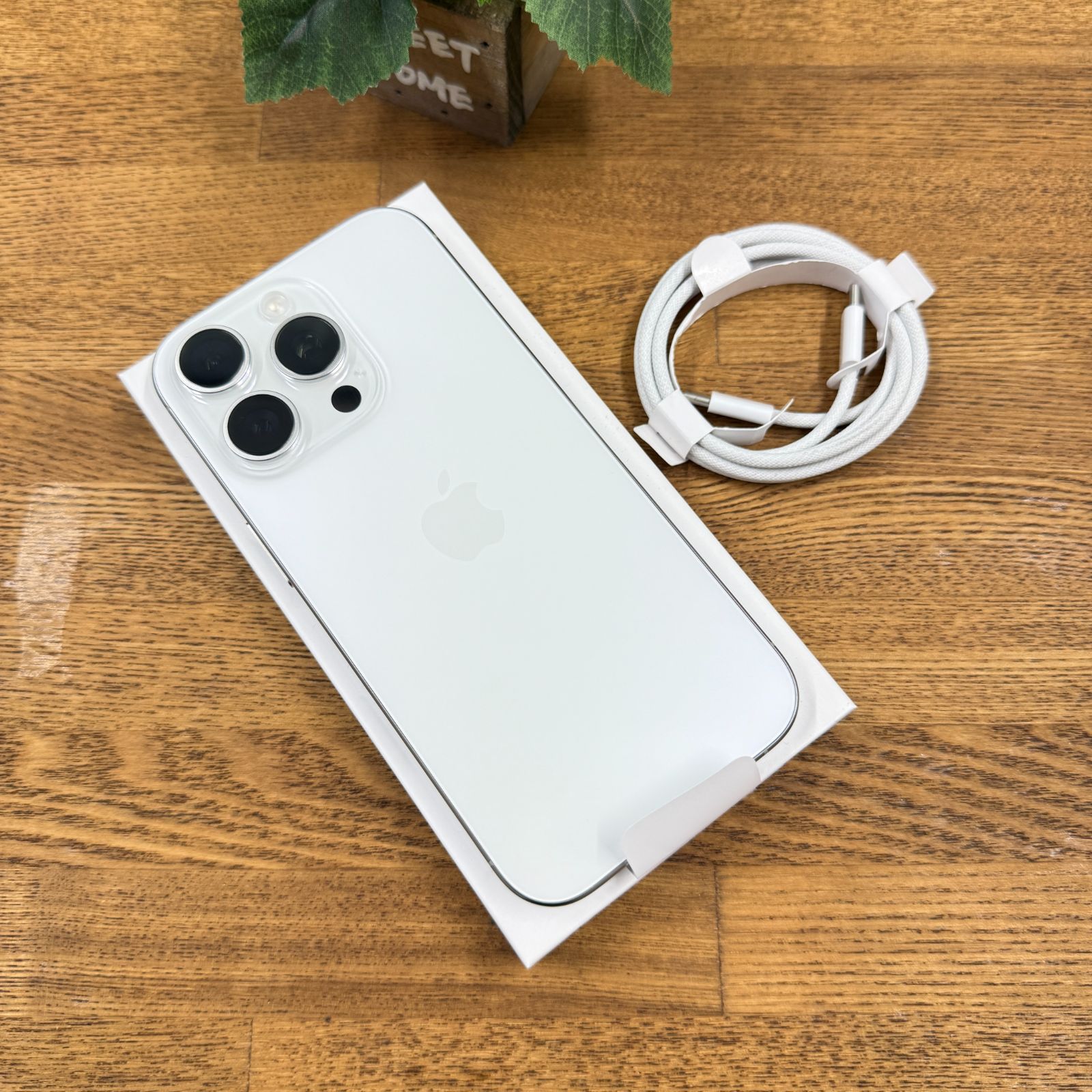 iPhone 16Pro 256GB ホワイト SIMフリー新品 - メルカリ