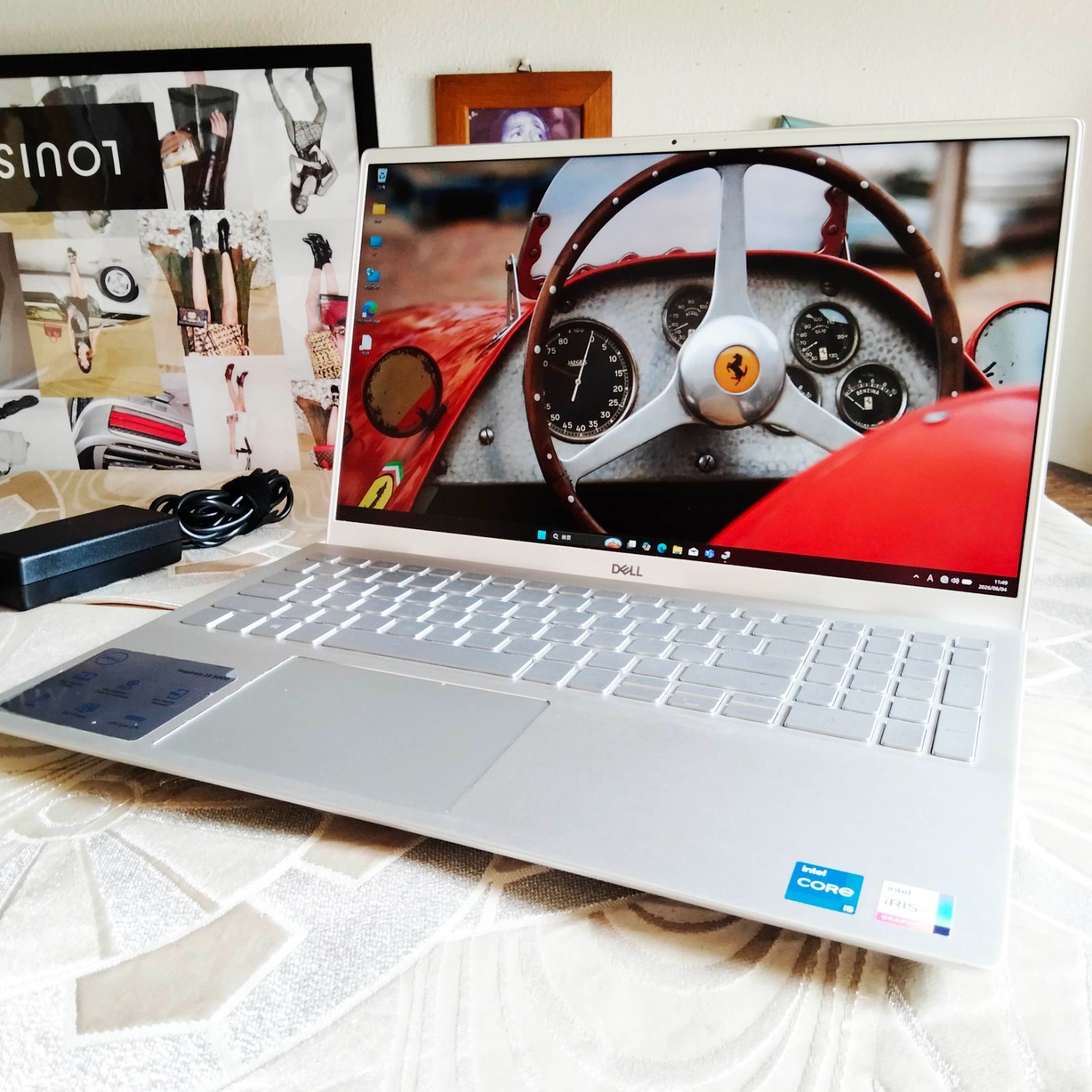 ！HCK08 DELL 15 11世代 i5 1135G7 256G/SSD M.2 1920x1080 Inspiron