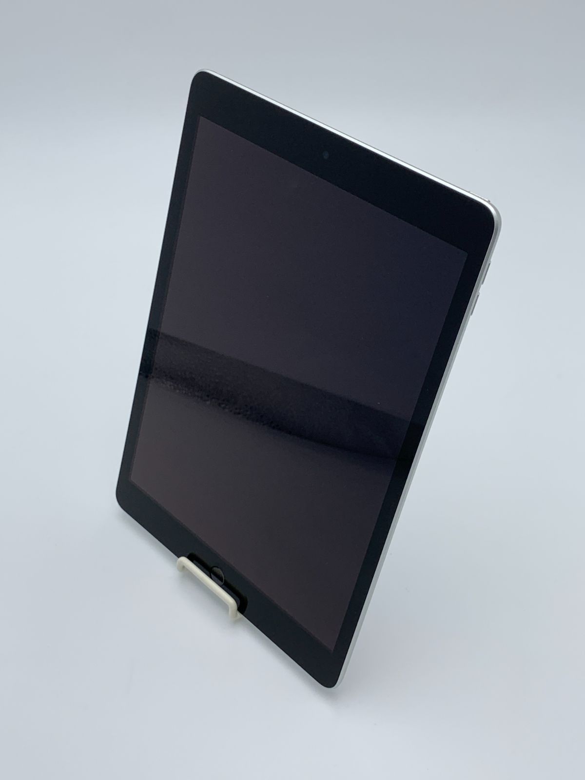 iPad 10.2インチ 第9世代[64GB] Wi-Fiモデル スペースグレイ【… ipad