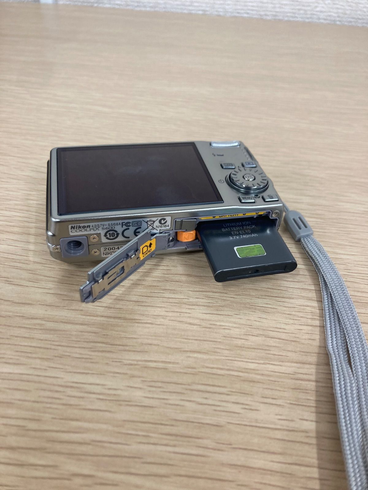 通電動作未確認】Nikon COOLPIX S600 【カメラ2】【3】 - メルカリ
