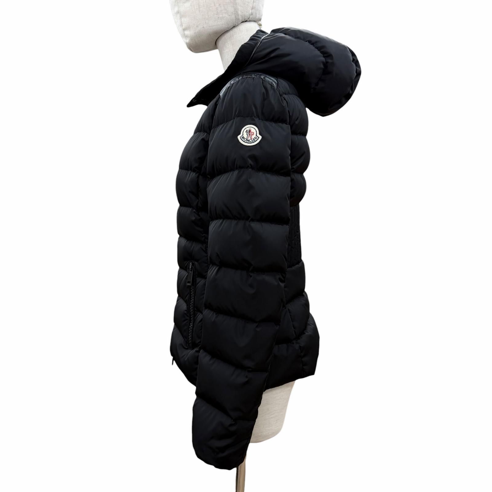 美品◇MONCLER モンクレール 2018年製 D20934580185 TETRAS ロゴ 