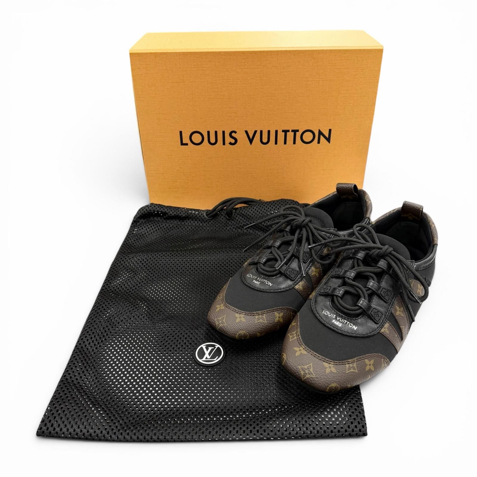 極美品◇LOUIS VUITTON ルイヴィトン 2025年製 LVスニーカリーナ