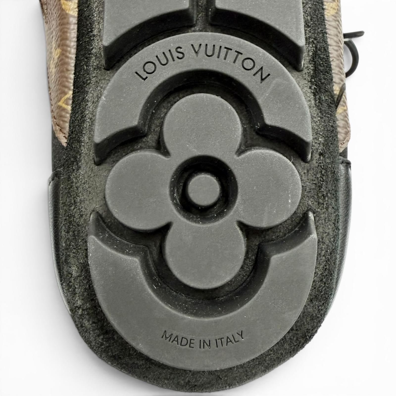 極美品◇LOUIS VUITTON ルイヴィトン 2025年製 LVスニーカリーナ