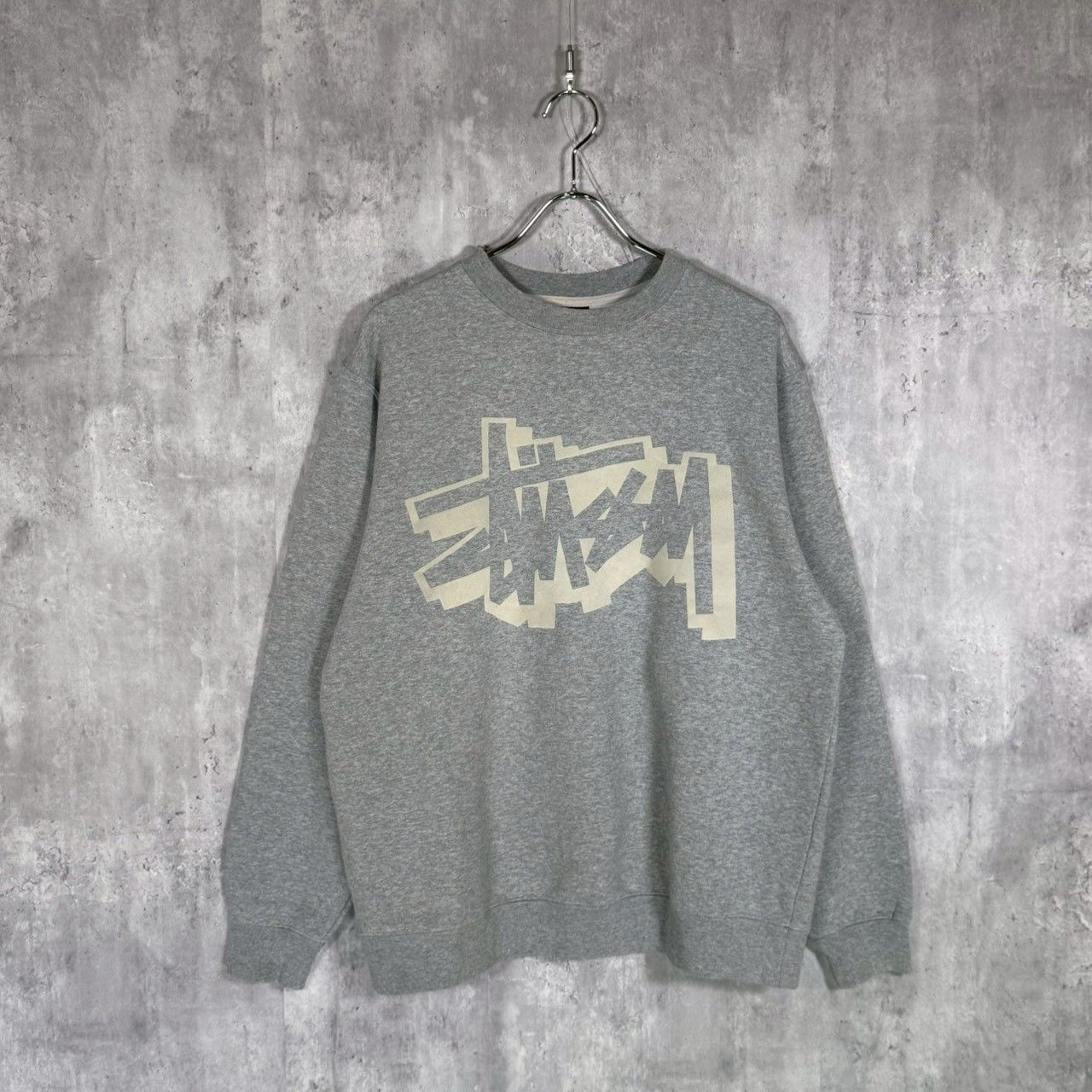 Stussy』ステューシー（L）ステューシー ロゴ クルーネックスウェット 