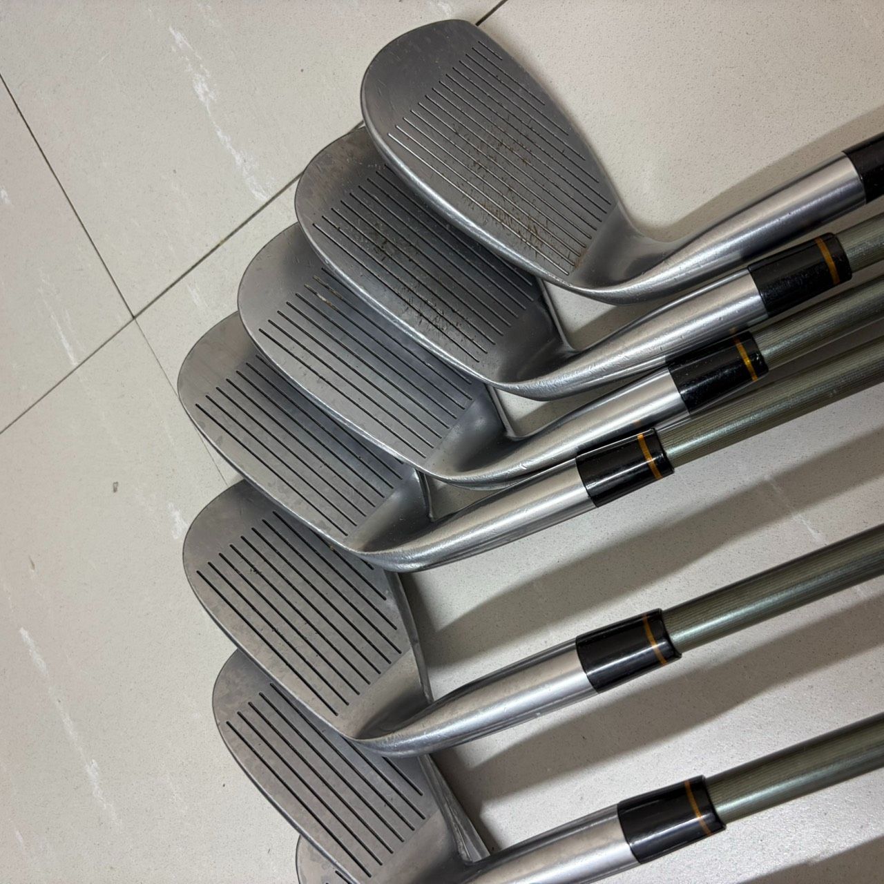 HONMA キャビティ 金モグラ LB-606 アイアン 9本セット ゴルフクラブ
