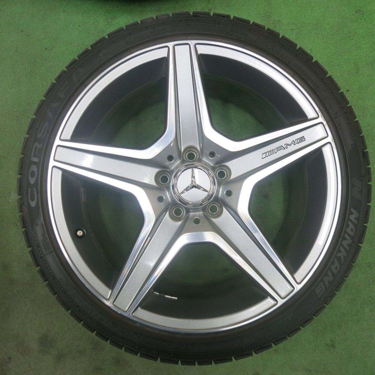バリ溝！9.5分☆ベンツ Cクラス W204 純正 AMG 235/40R18 255/35R18 