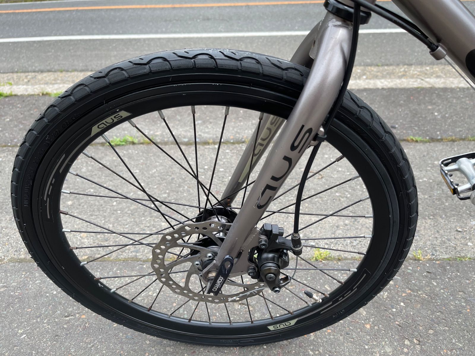 0389【即乘】送料無料 DUS ミニベロ SHIMANO 3X7S 21速 小径車 20
