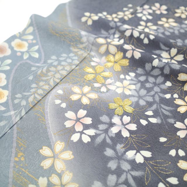 中古】 訪問着 着物 正絹 袷 金駒刺繍 金彩加工 絞り くすみ系 灰紫