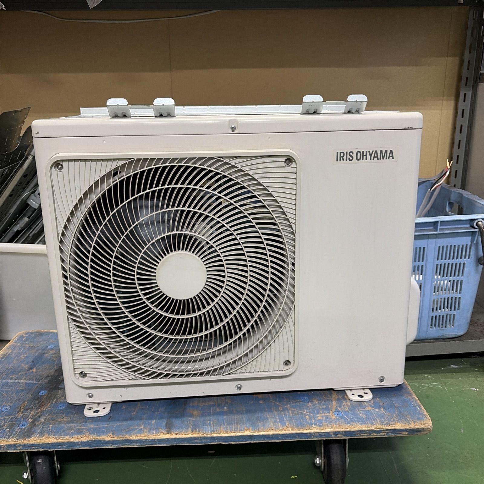 R387☀️ アイリスオーヤマ エアコン [2.2kw おもに6畳用 /100V] IRR