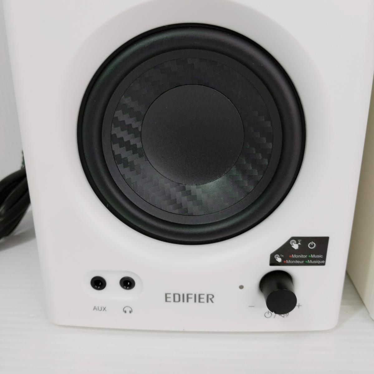 中古品】エディファイア EDIFIER モニタースピーカー MR4 ホワイト 〇