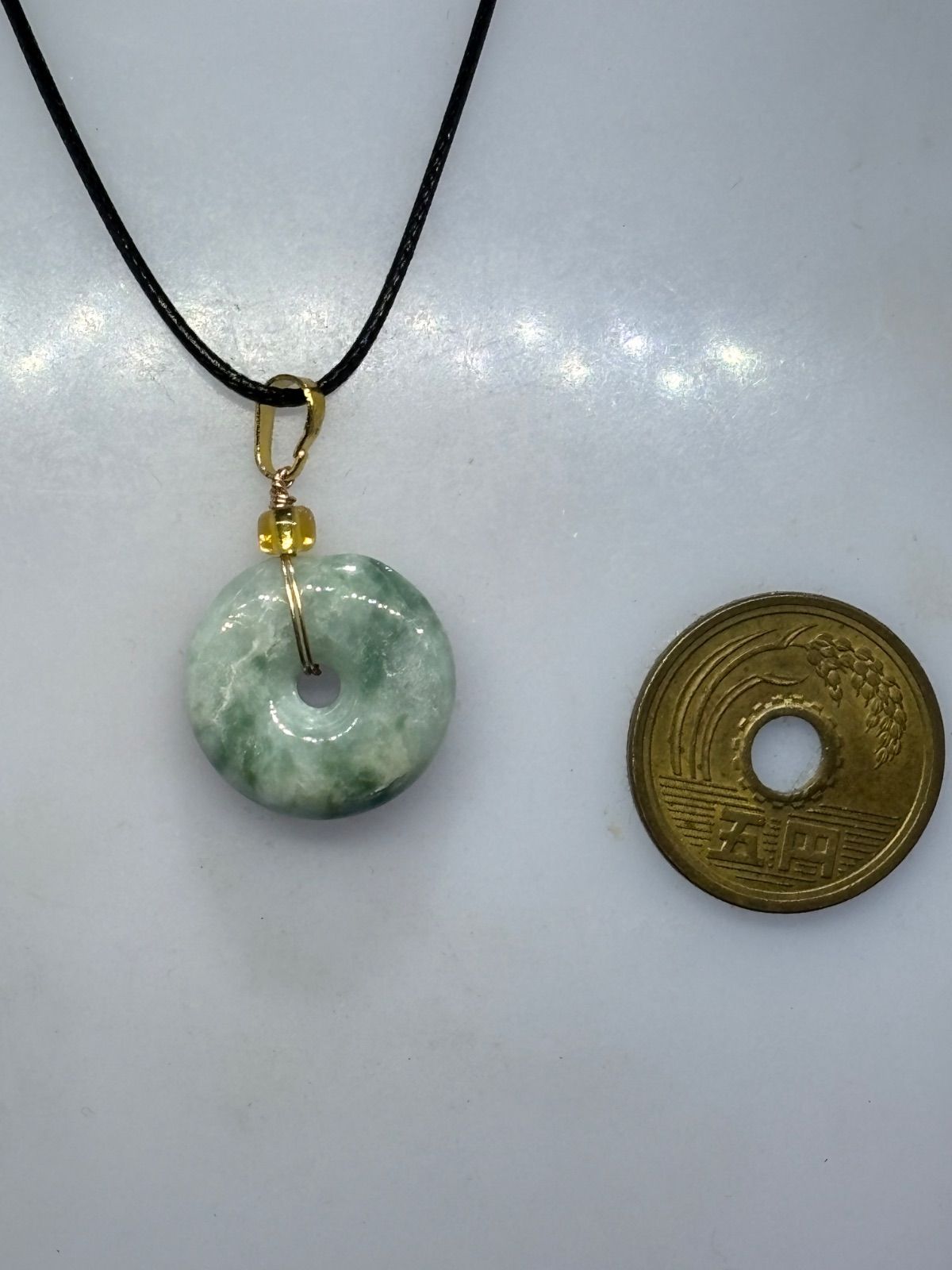 天然翡翠A貨 氷種平安扣ペンダント 飄翠入り 開運守護 5542-1/10 