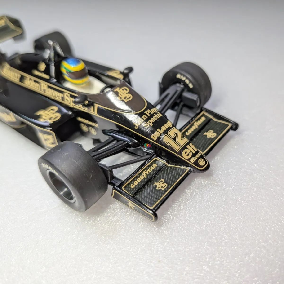 1/43 ミニチャンプス ロータス98T ブルーノ・セナ 記念ラップ 2004年
