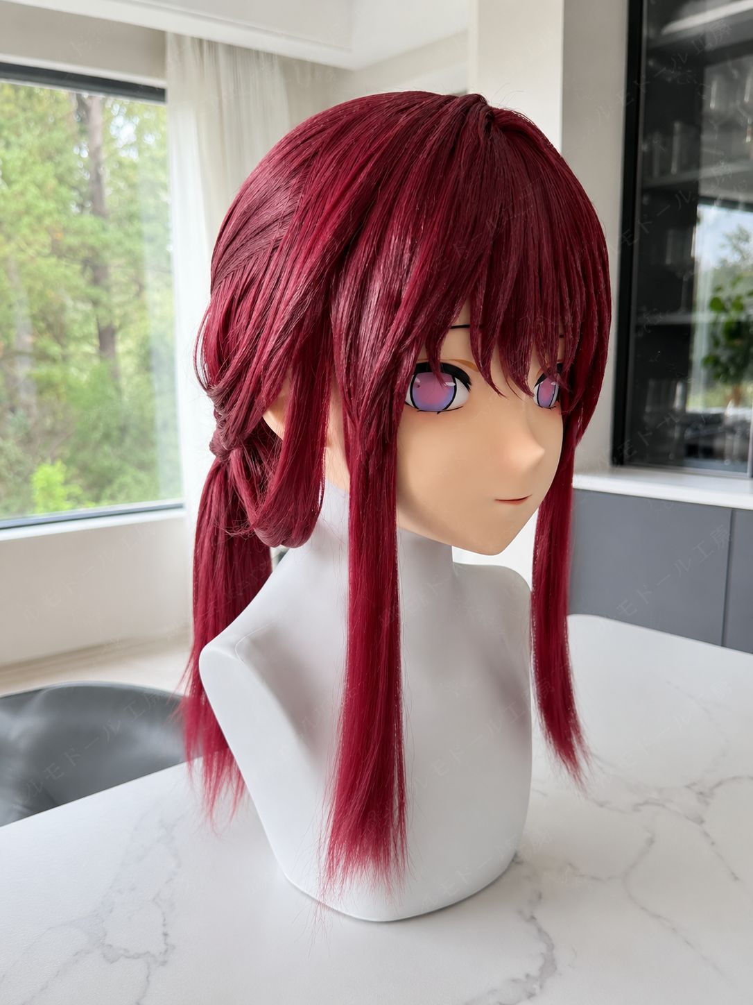 kigurumi 全頭マスク ワインレッド髪 ゲームキャラクター風 ドール顔 