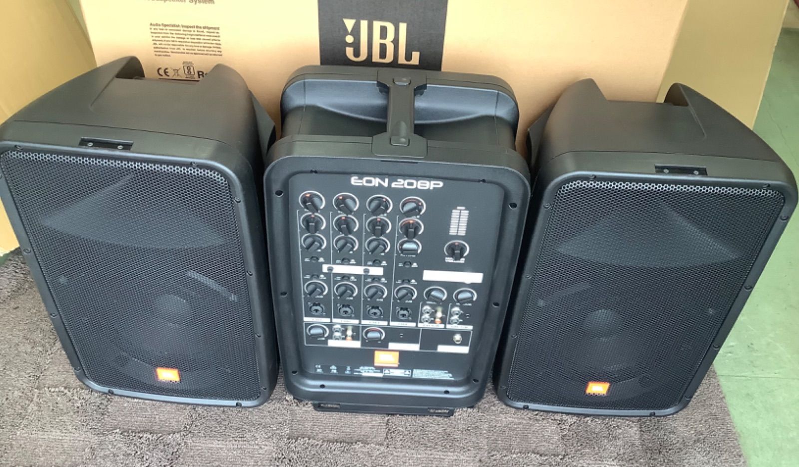 JBL EON208P ポータブルPAシステム