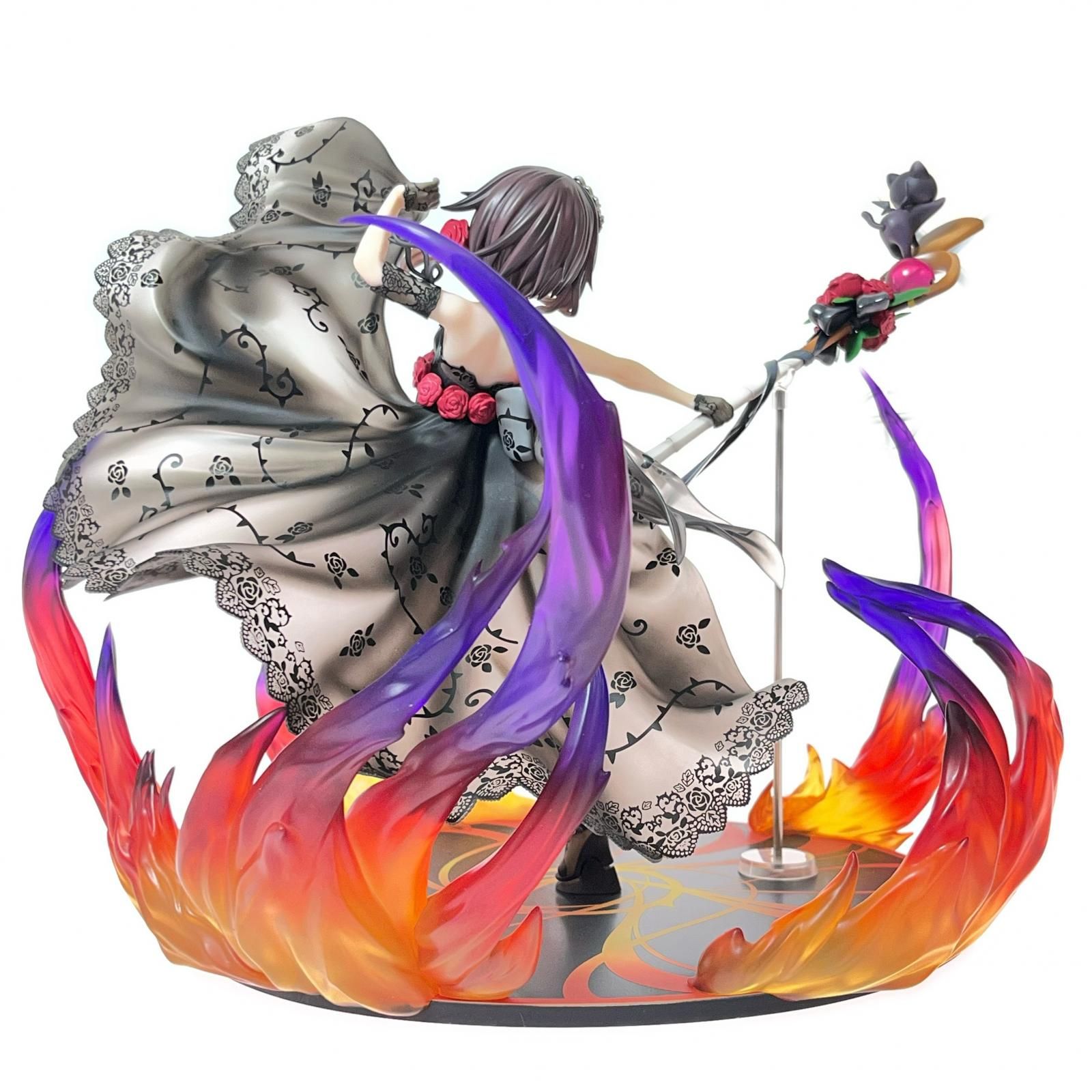 めぐみん 漆黒の薔薇ドレスver. 1⁄7スケールフィギュア
