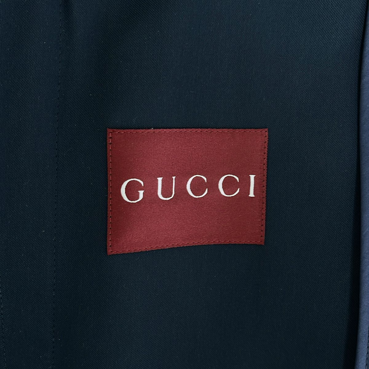 送料無料，新作 【美品】 GUCCI / グッチ | ギャバジン ロゴ ジップ