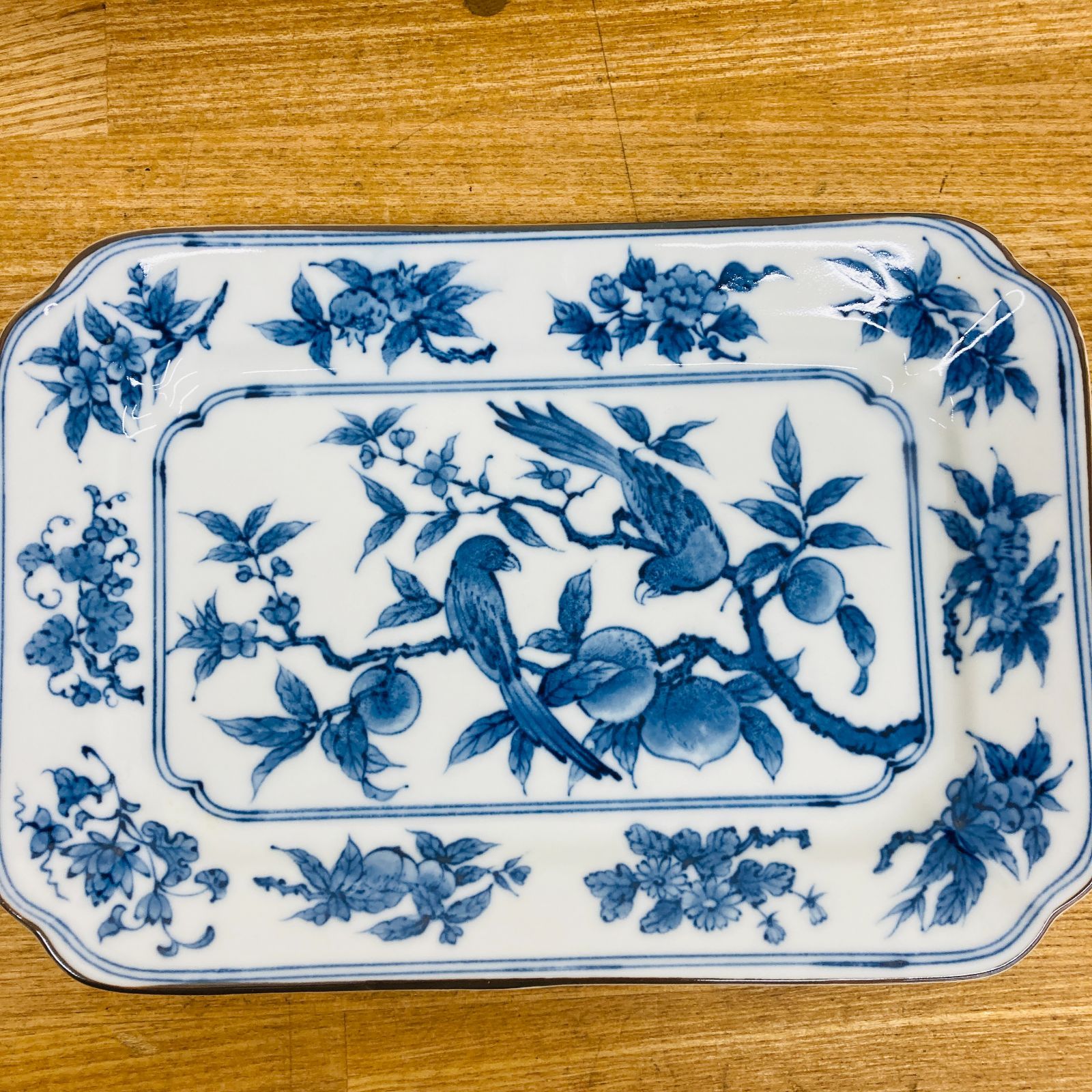 青い陶器の花と鳥の皿 約27cm 【公式通販】