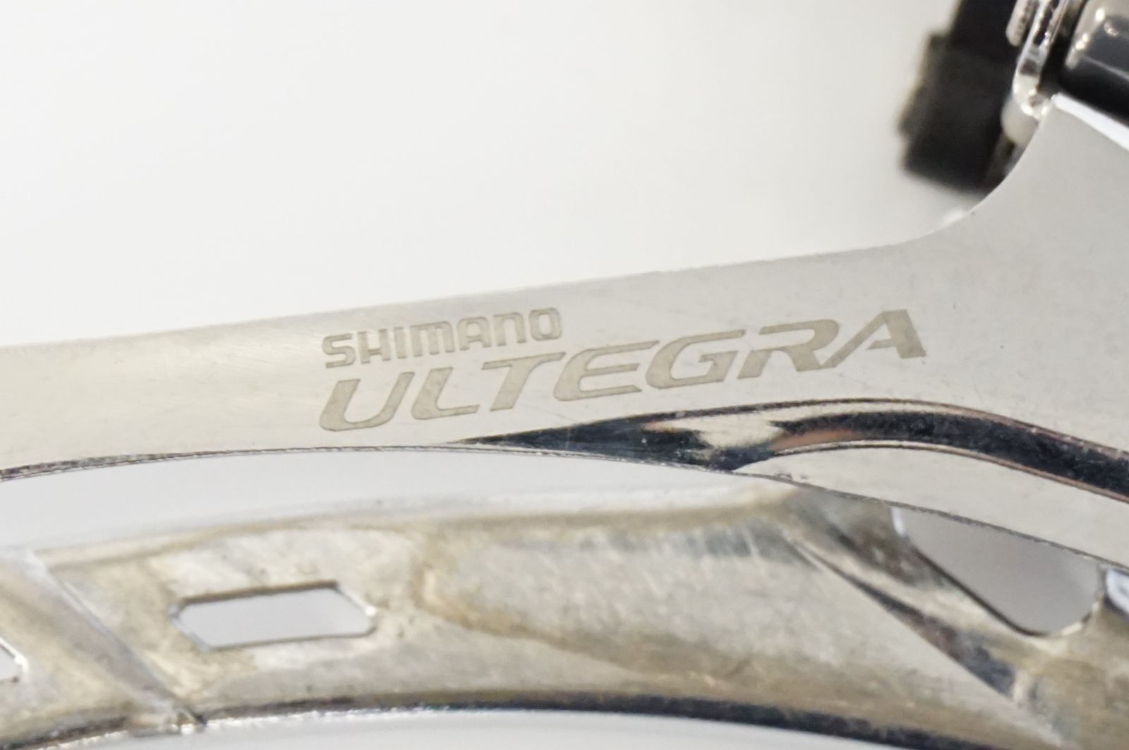 SHIMANO 「シマノ」 SHIMANO ULTEGRA Di2 FD-6770 フロント