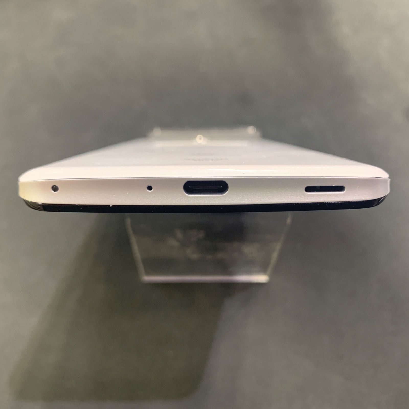 中古 AQUOS zero2 SHV47 256GB ミスティホワイト au - メルカリ