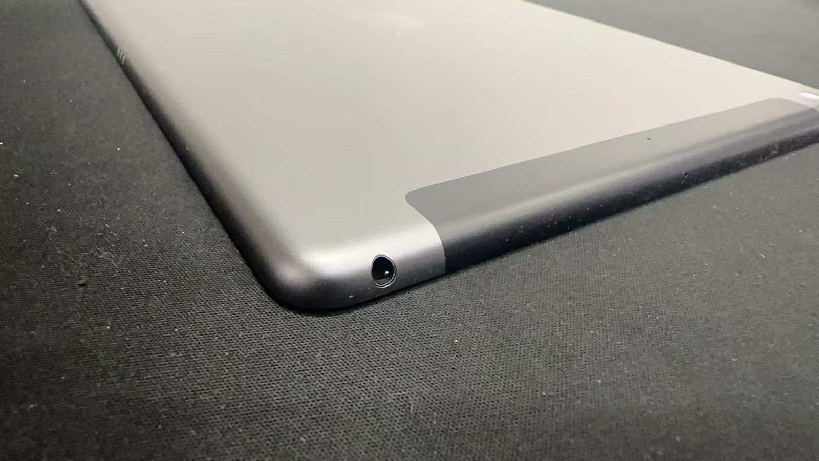 iPad 第7世代 32GB スペースグレイ Cellular SIMフリー - メルカリ