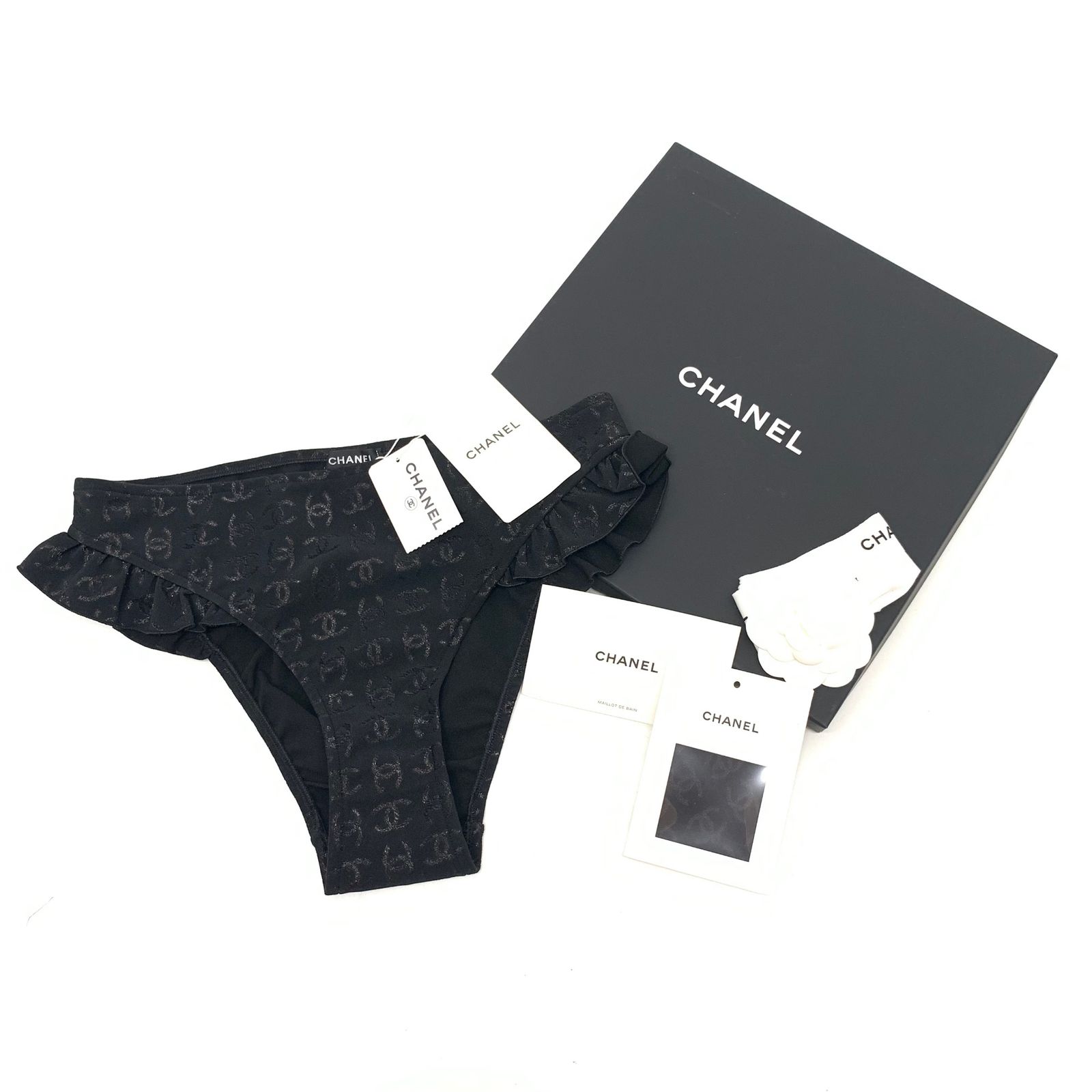 未使用品 CHANEL シャネル 水着 P74925V6668 ココマーク ブランドロゴ