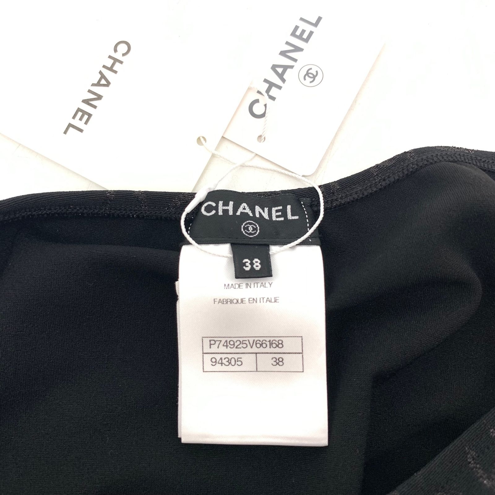 未使用品 CHANEL シャネル 水着 P74925V6668 ココマーク ブランドロゴ