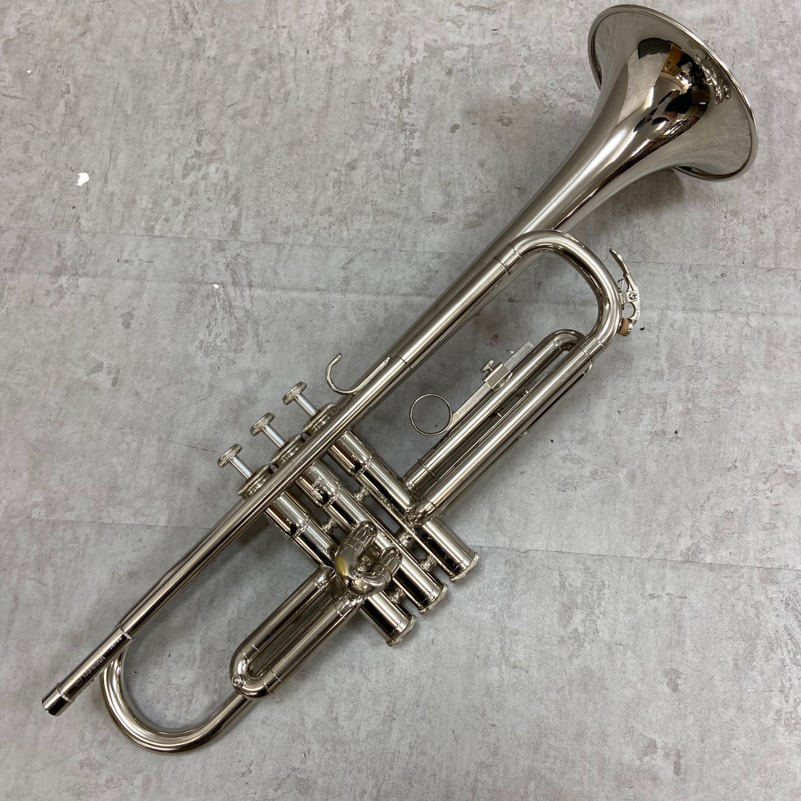 YAMAHA ヤマハ YTR-136 B♭トランペット trumpet 管楽器 Mボア