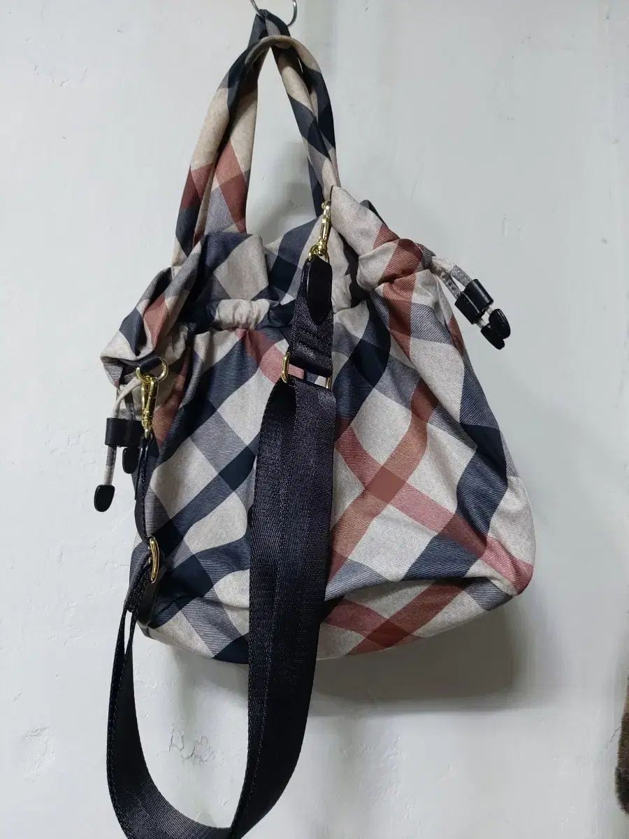 DAKS チェック柄 トート兼巾着クロスバック 2way 8,306円
