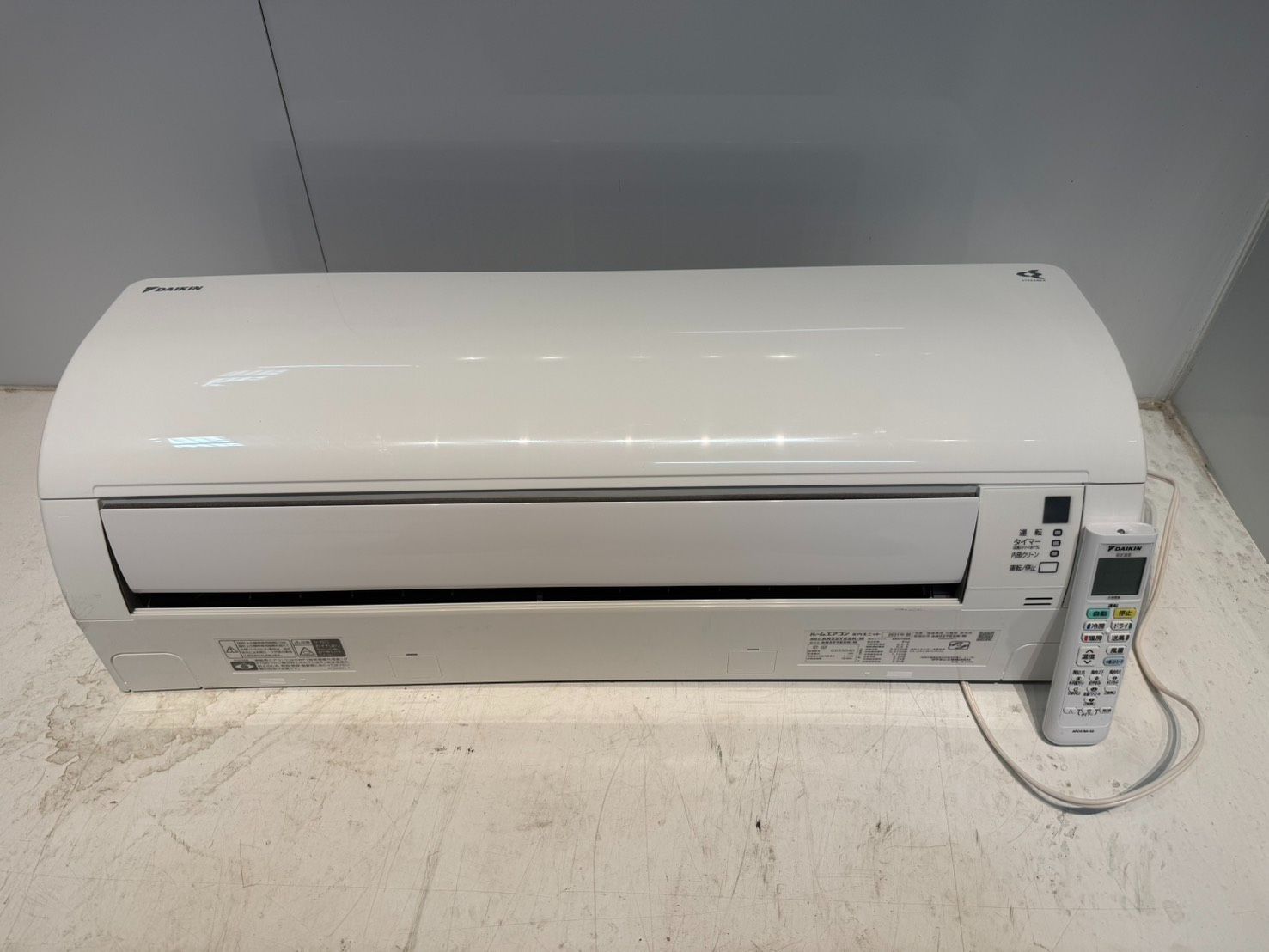 393　DAIKIＮ　2021年製エアコン　6～8畳用 30,030円