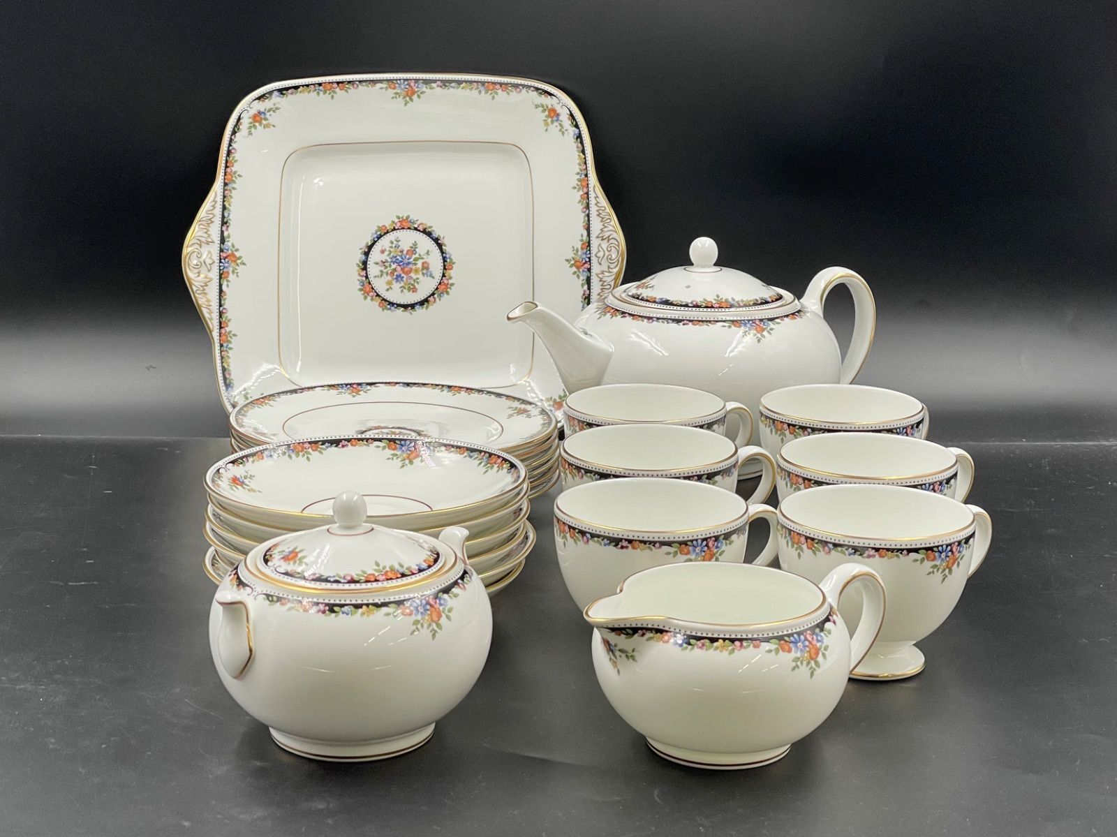 H-06008 WEDGWOOD ウェッジウッド プレート カップ&ソーサー ケーキ皿 ティーポット セット 美品