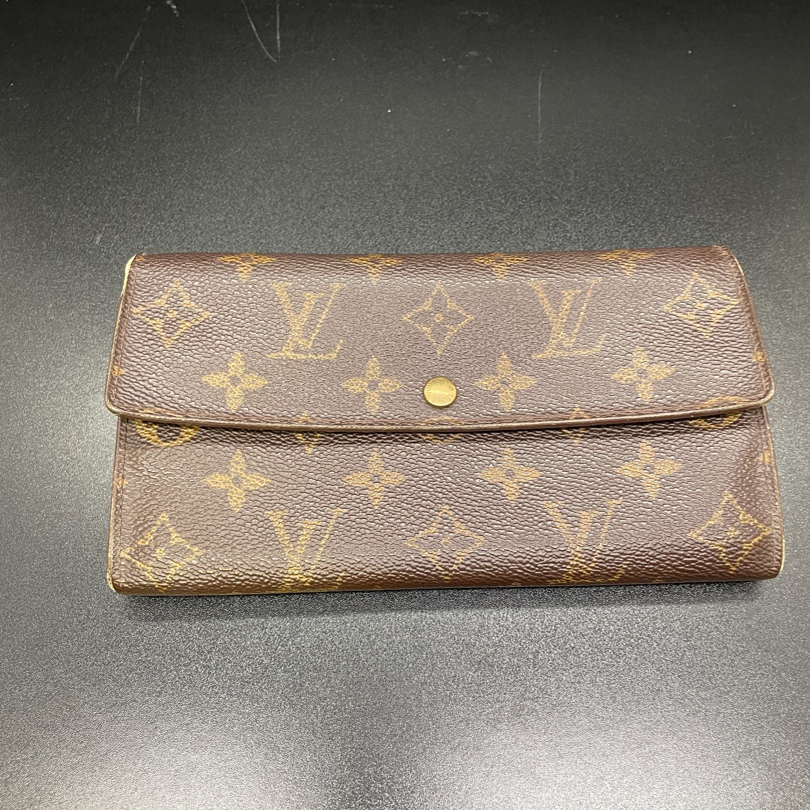 ルイヴィトン 　 モノグラム 財布 B26052710