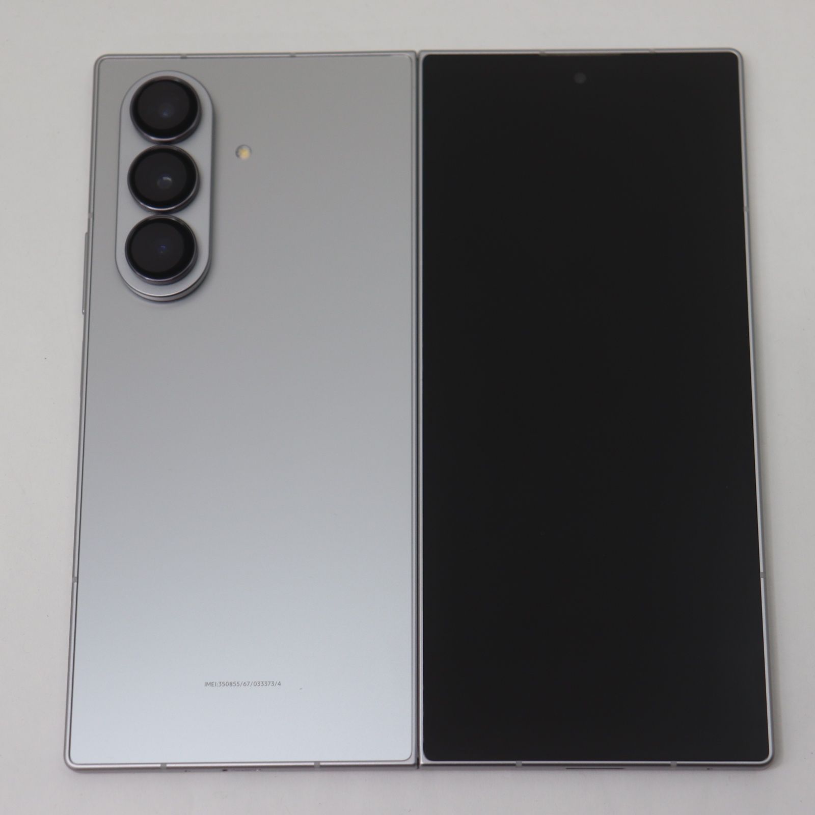 美品 Galaxy Z Fold7 256GB SCG34 au シルバー - メルカリ