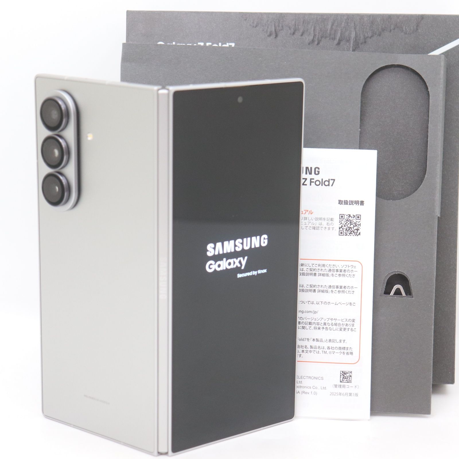 美品 Galaxy Z Fold7 256GB SCG34 au シルバー - メルカリ