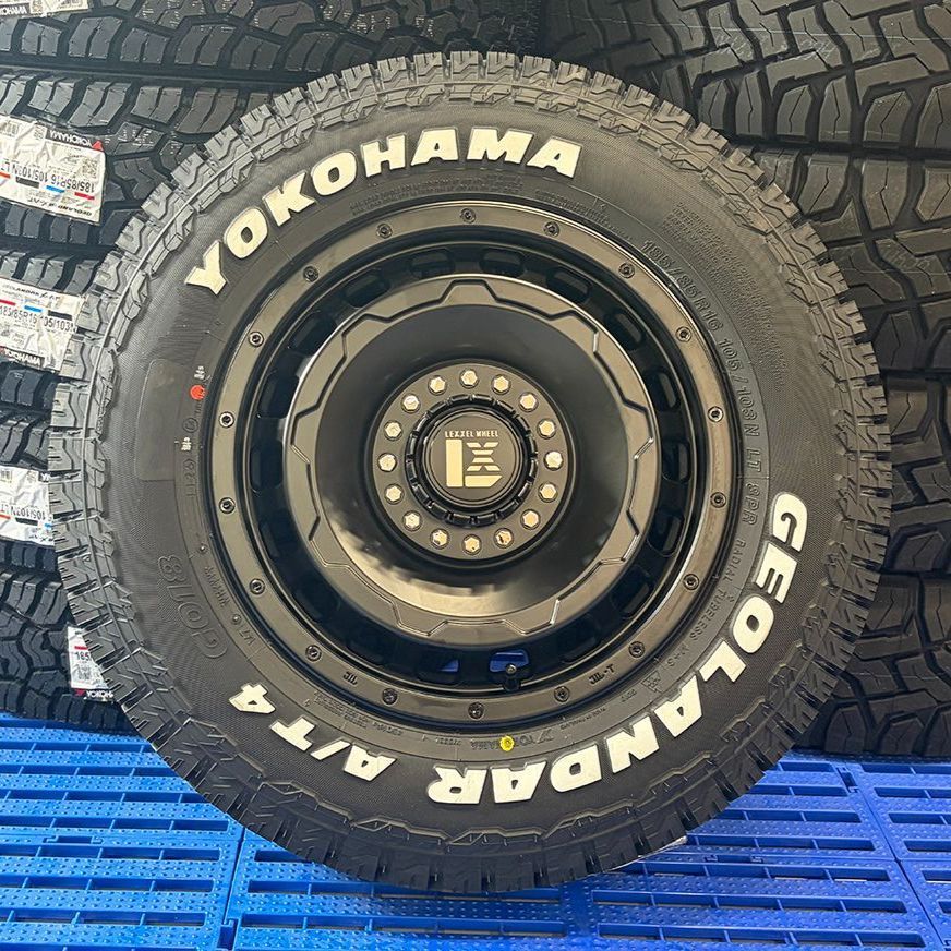 新品 タイヤホイール ４本セット ジムニー JB64 JB23 ｜ヨコハマ ジオランダー G018 AT4 185/85R16 ホワイトレター LEXXEL SwaGGer