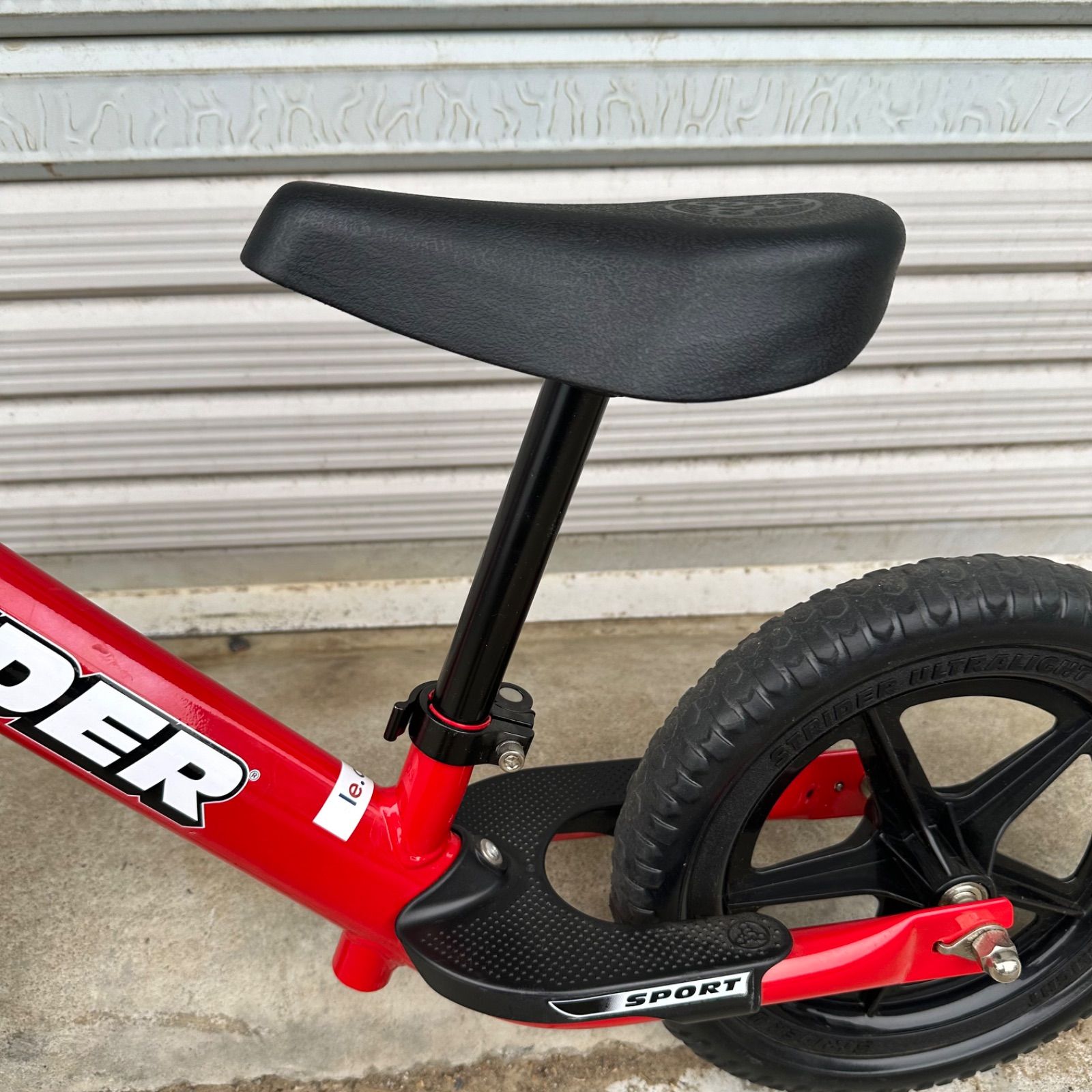 STRIDER ストライダー スポーツモデル レッド 12インチ 日本正規品