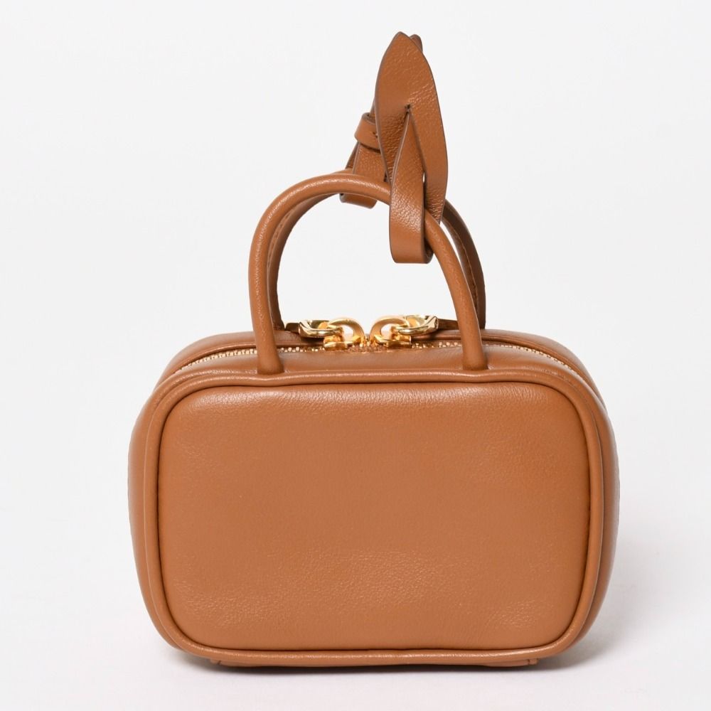美品✨　miu miu ハンドバッグ　レザー　ミニ　ポーチ　ゴールド金具 極美品 Miu Miu ミュウミュウ ボーレザーマイクロバッグ ブラウン