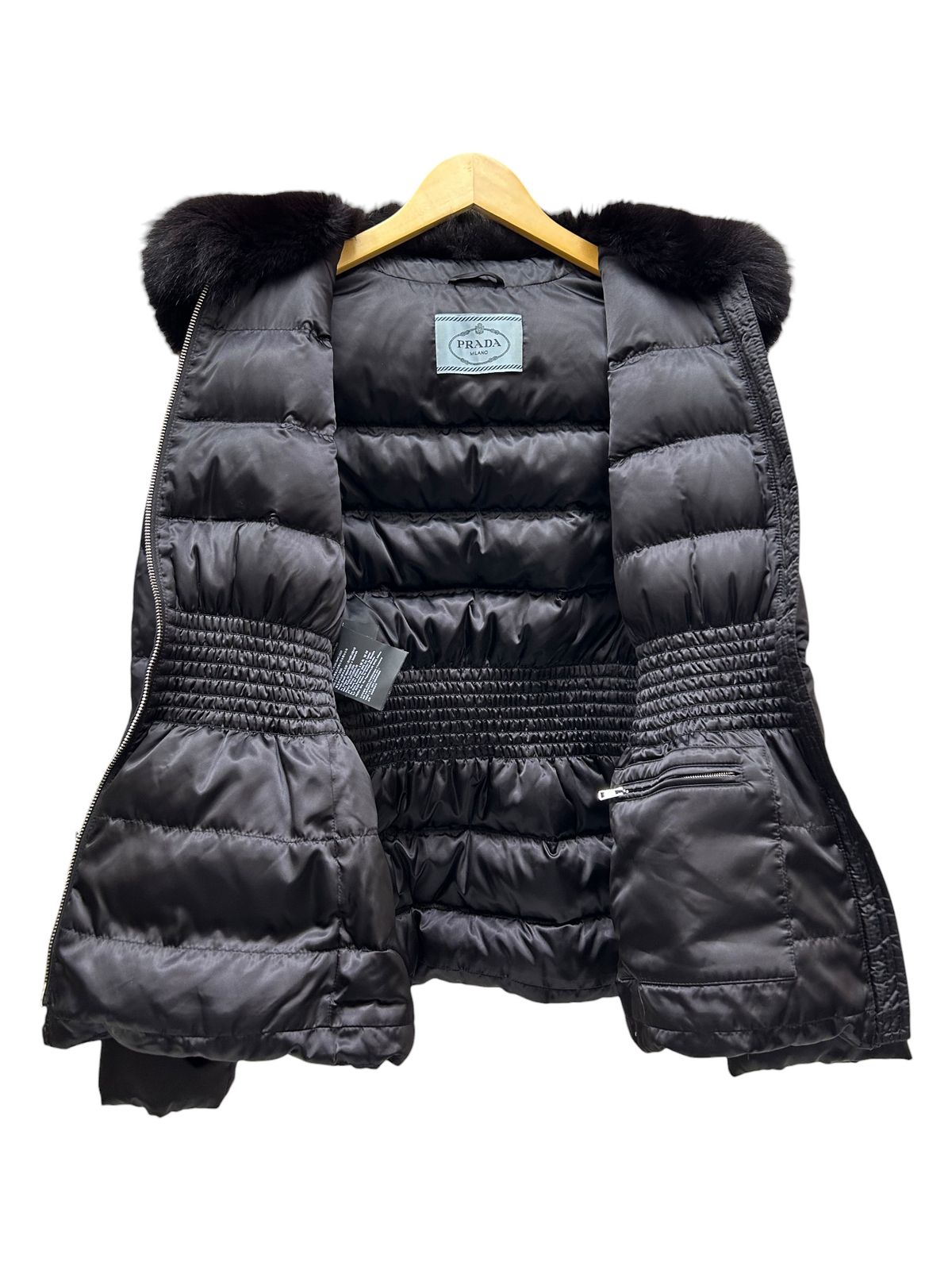 PRADA (プラダ) ファー付きダウンジャケット 29P353 42 ブラック 