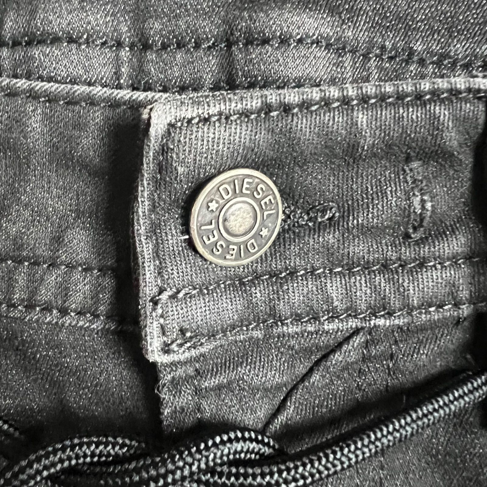 DIESEL lame coating Thommer JoggJeans 0098U SP1-NE w30 ディーゼル