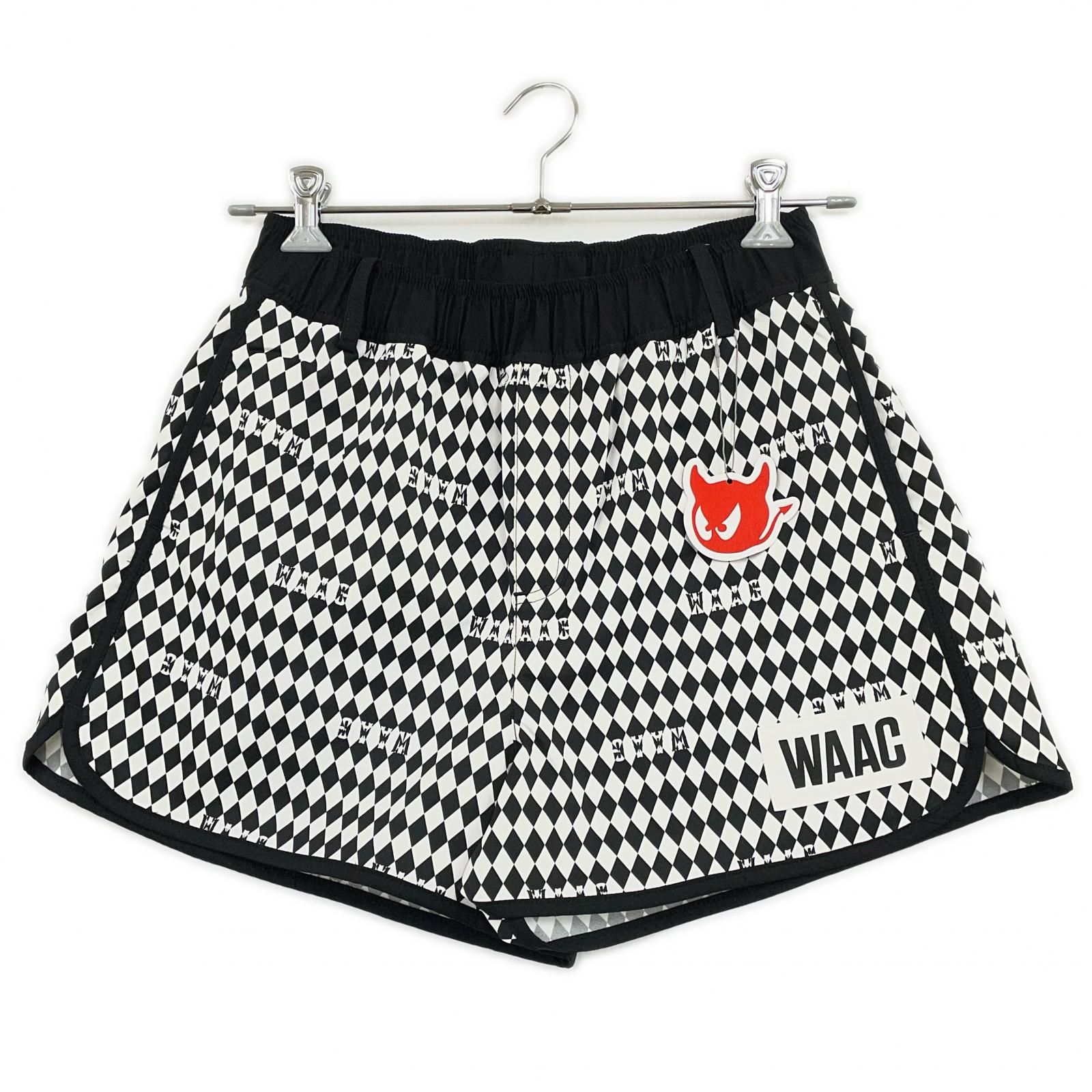 未使用品 レディース ワック WAAC ショートパンツ 3(L) ホワイト×ブラック 白×黒 ウエストゴム ダイヤ柄